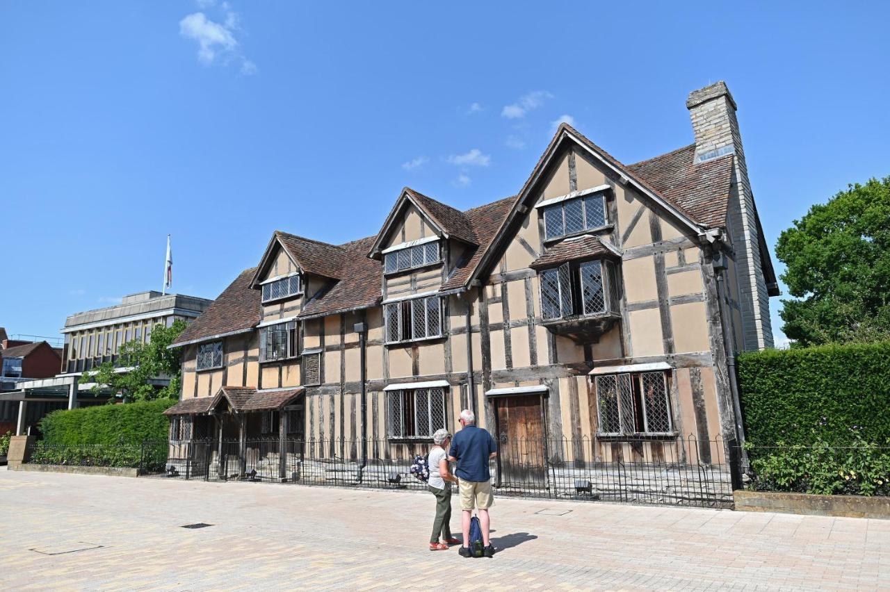 The Coffee Pot Cottage In Town Centre Free Parking ストラットフォード＝アポン＝エイボン エクステリア 写真
